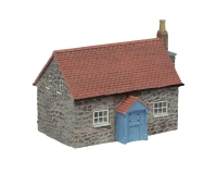Graham Farish 42-0132B Wigmore Farmhouse Blue N Gauge Scenecraft Pre-Painted Building