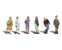 Woodland Scenics A1913 People Walking - HO Scale People (Suit Hornby OO Sets)